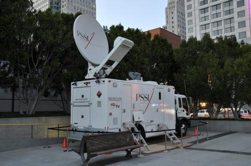 Satellite broadcasting truck.jpeg Satellite broadcasting truck.jpeg